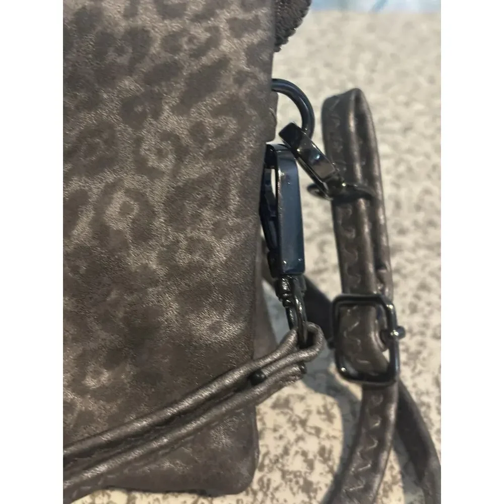 Gray Silver Cheetah Leopard Animal Print Faux Leather Crossbody Bag Purse EUC